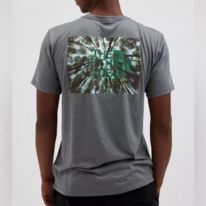 NWOT The North Face Crown Shyness Tee Size Medium